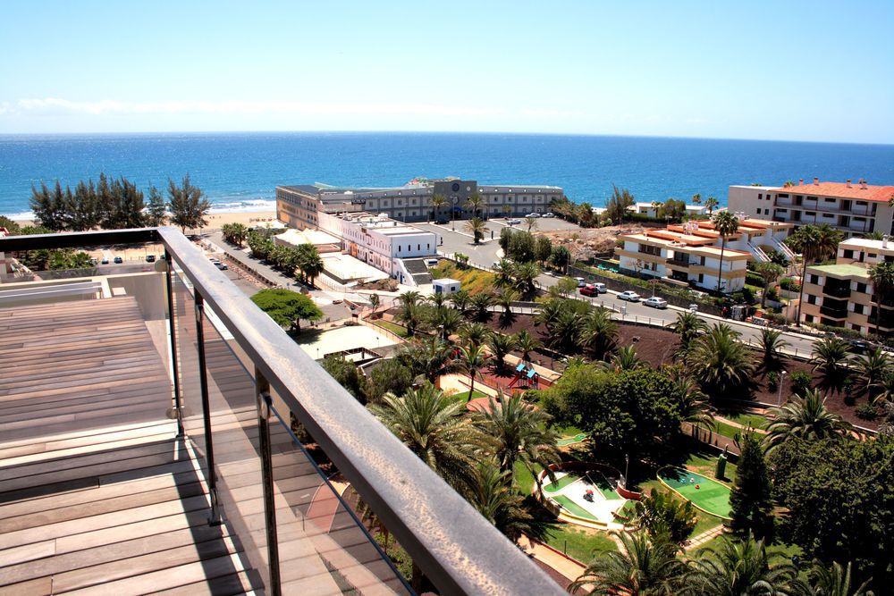 Apart-hotel New Folías 3*